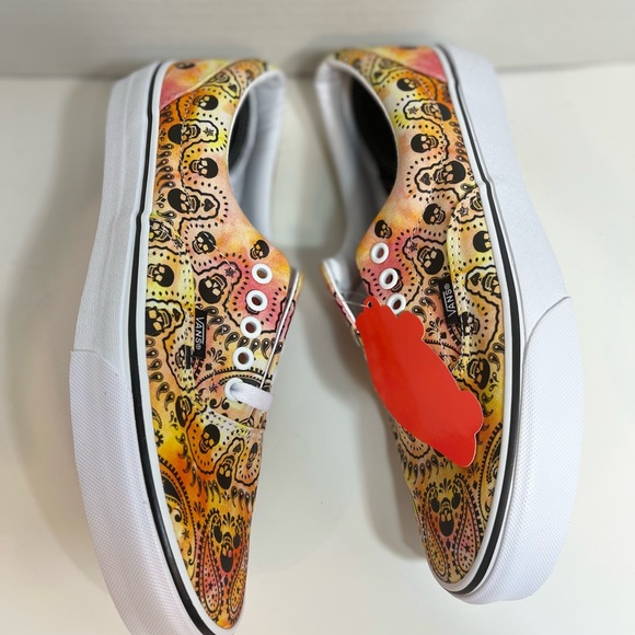 Vans Era Skull Bandana Tie -Dye Shoes - Picture 6 of 9